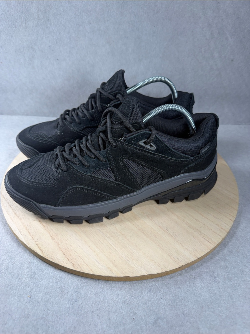Vans AMZN Trailhead Hiking Sneakers Black Mens Size 10.5 Womens Size 12